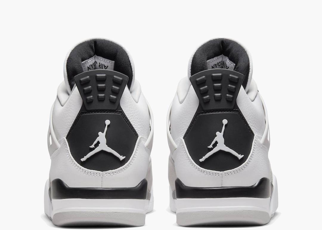 AIR JORDAN 4 MILITARY BLACK