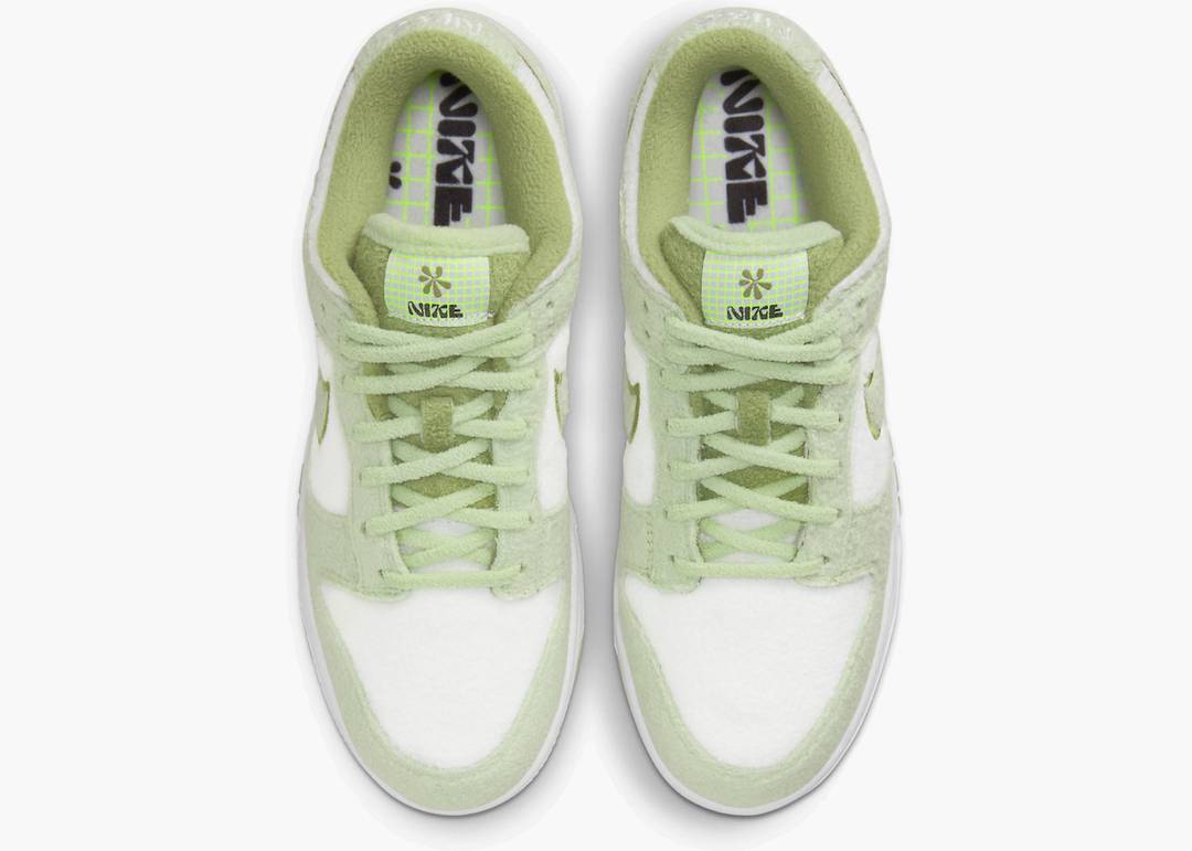 NIKE DUNK LOW SE FLEECE PACK (W)