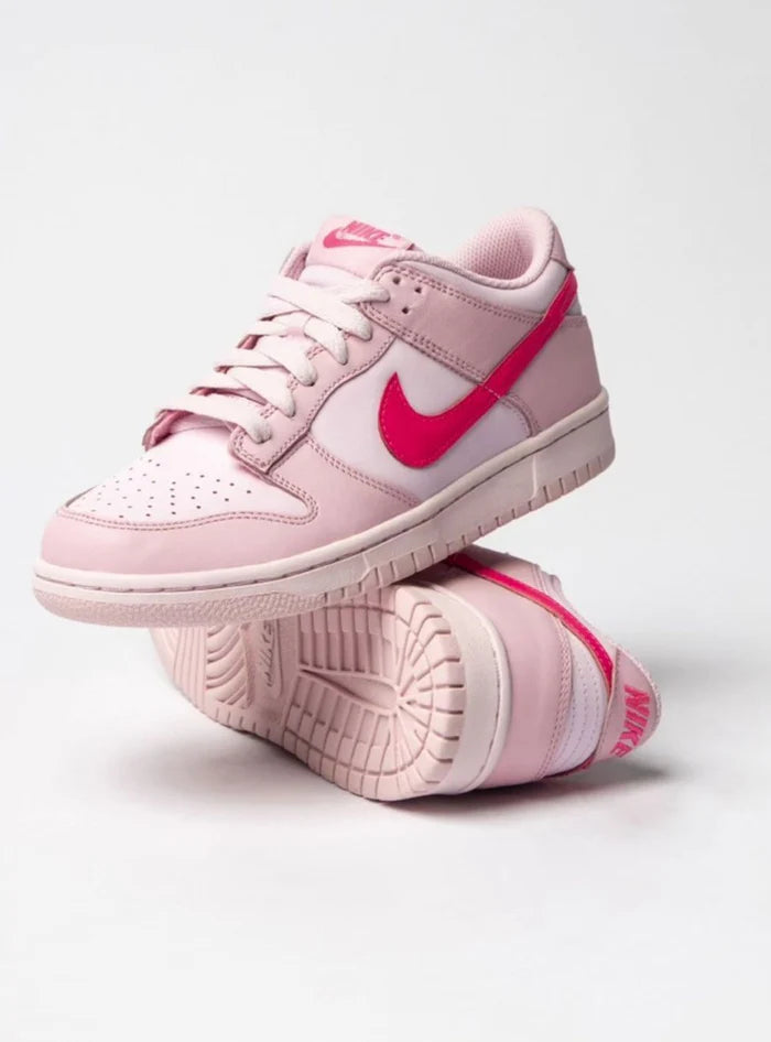 NIKE DUNK LOW TRIPLE PINK (GS)