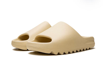 Yeezy Slide 'Bone'