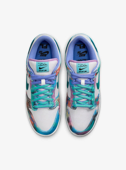 NIKE SB DUNK LOW FUTURA LABORATORIES BLEACHED AQUA