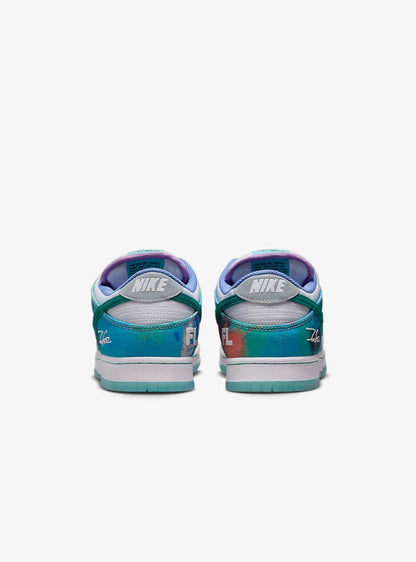 NIKE SB DUNK LOW FUTURA LABORATORIES BLEACHED AQUA